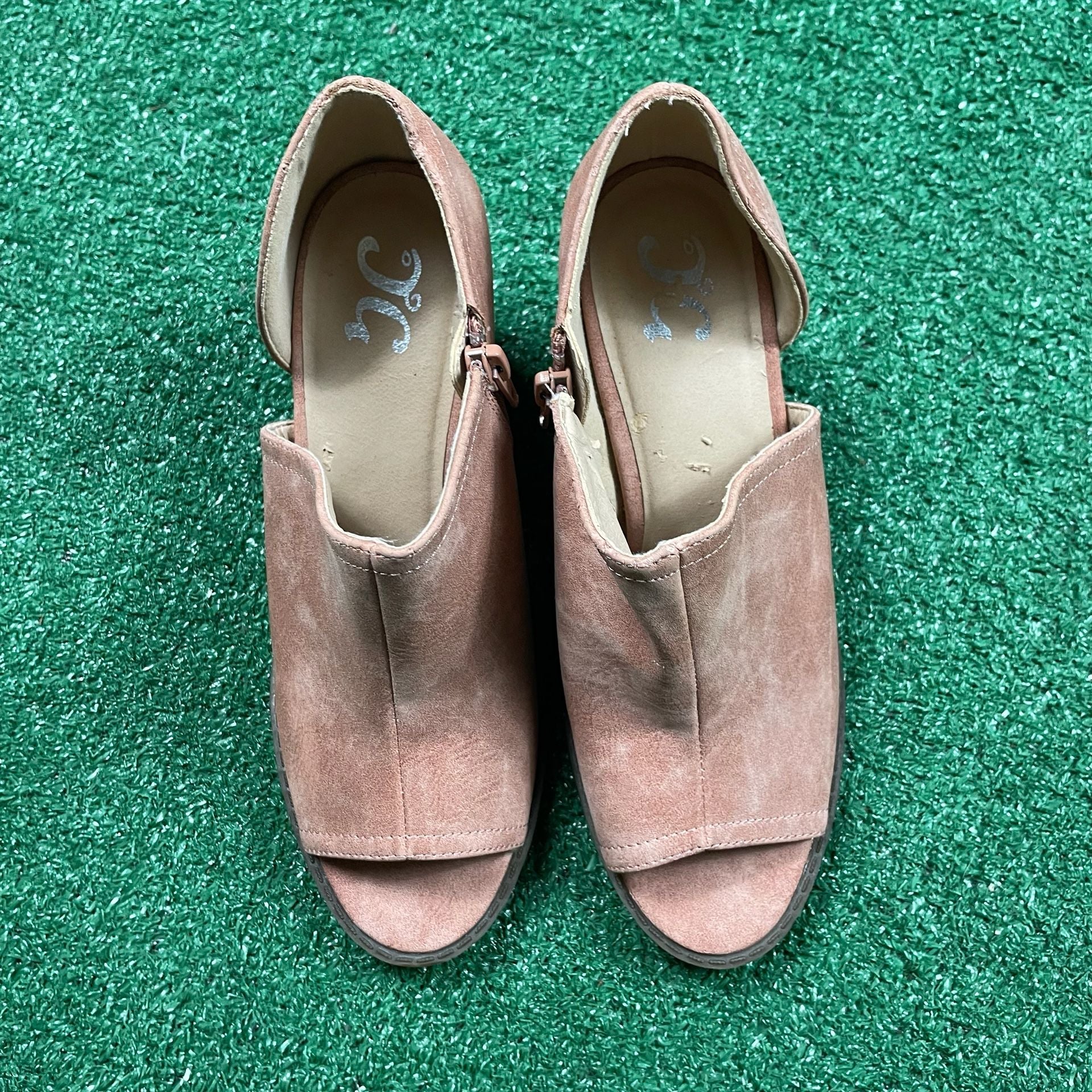 Journee Collection Hartli Shootie Size 6 Pink Suede Block Heel Booties 5