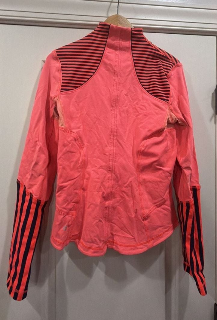 Lululemon Forme Jacket Size 8 Light Flare Classic Stripe 5