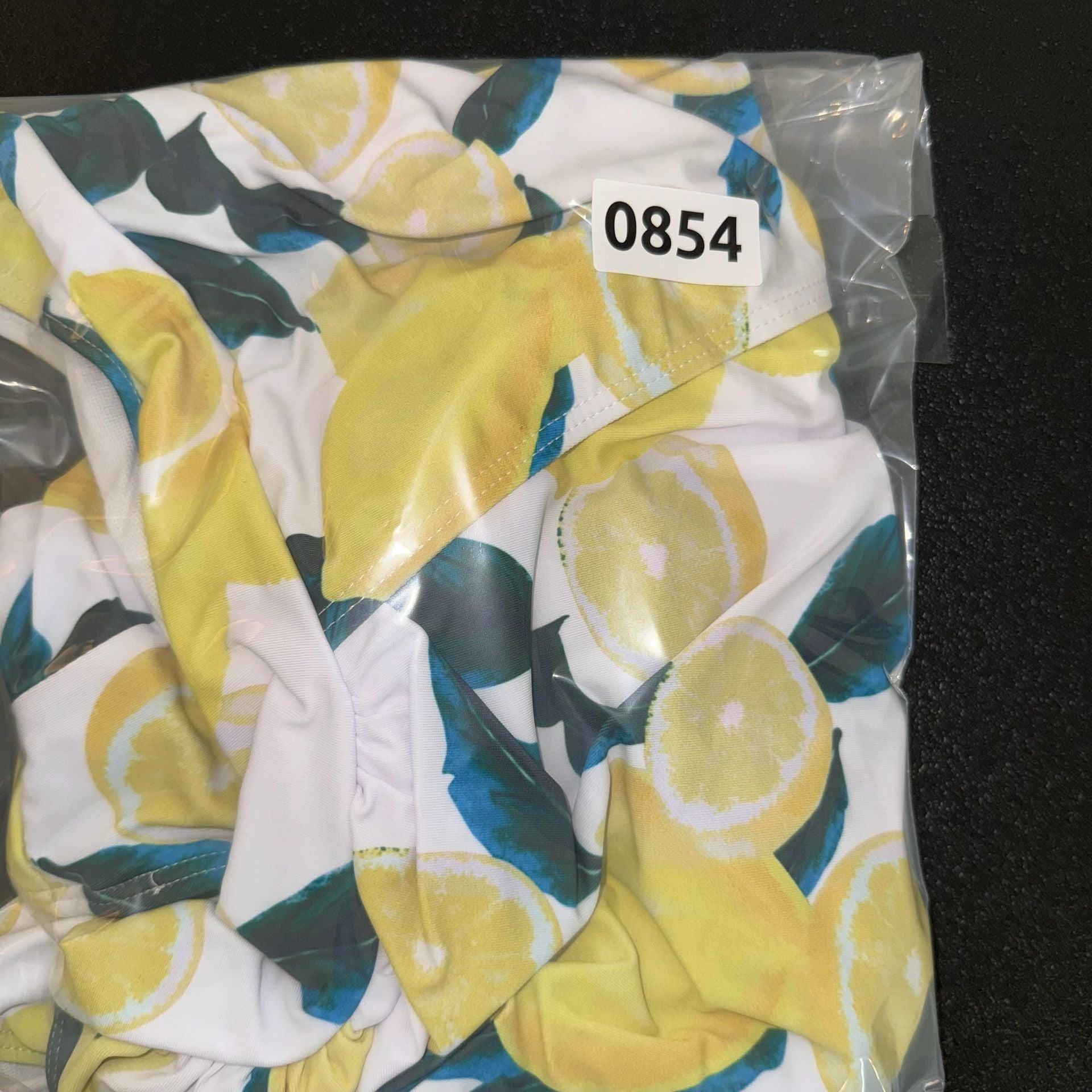 Tempotrek Lemon Print One-Piece Swimsuit – Women’s XL – NWT 8