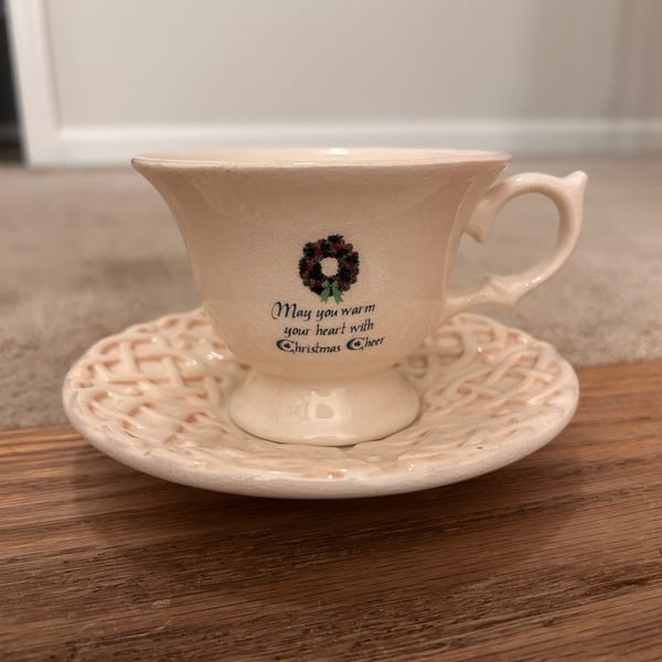 Russ Berrie Christmas Cup And Saucer Irish Wreath
