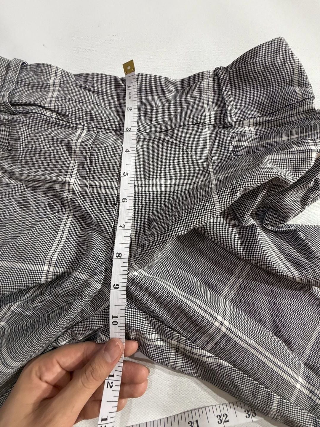 Soho Apparel Grey Plaid Houndstooth Skinny Ankle Pants M 7