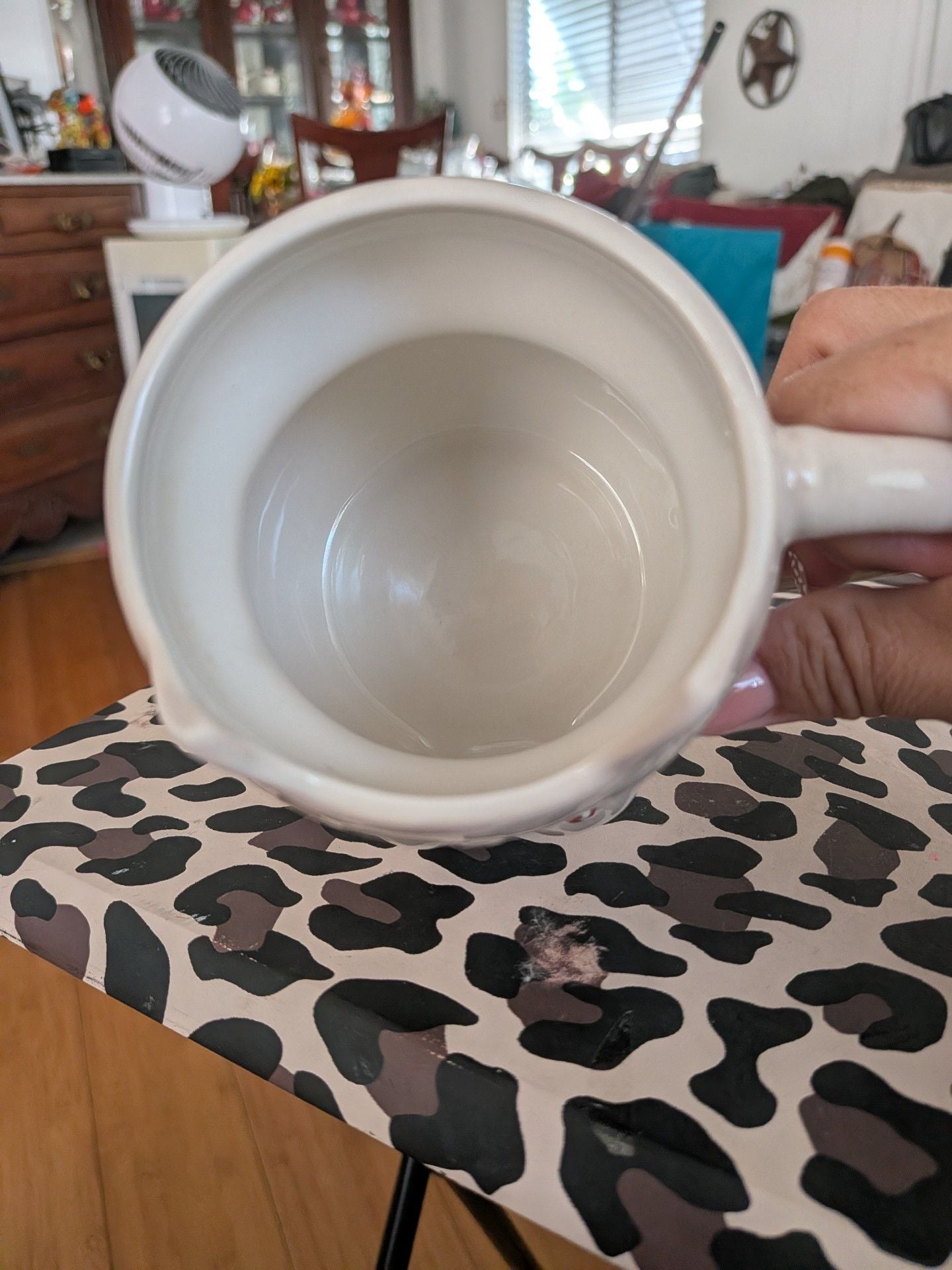 Ceramic White Cat Christmas Lights Coffee Mug 4