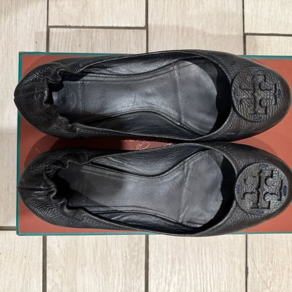 Tory Burch Minnie Ballet Flat Black Leather Logo
