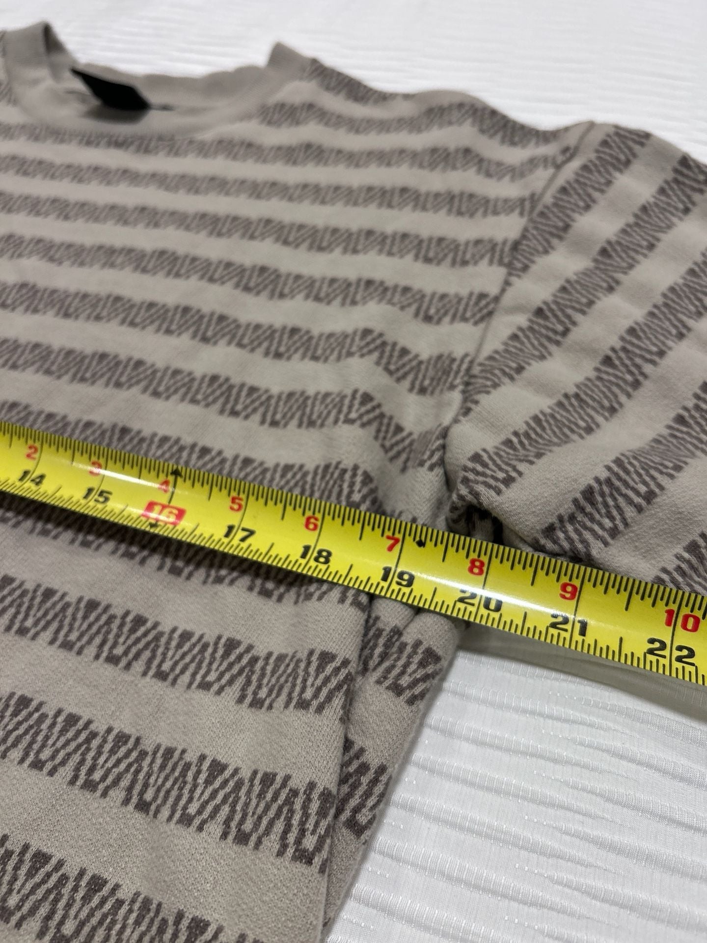 Vans Palmer Jacquard T-Shirt Size Medium Tan Brown Loose Fit Short Sleeve 9