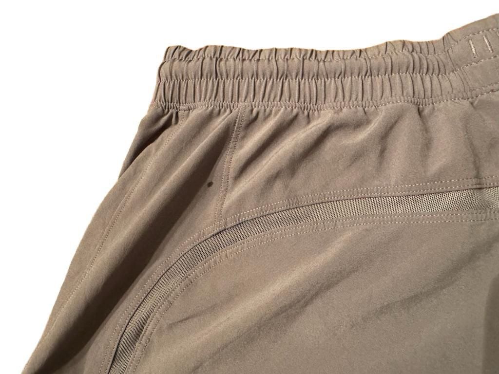 Lululemon Pace Breaker Short Size S Gray Athletic mens with liner h1574 5