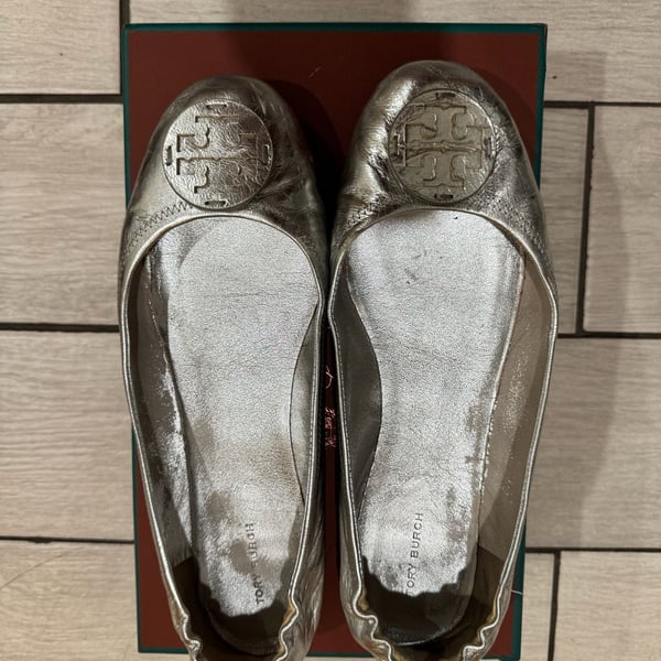 Tory Burch Minnie Travel Ballet Flats Silver Leather