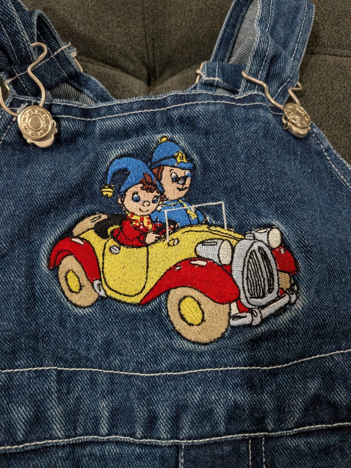 Fashion Zone Denim Overalls Shorts Size 4T Embroidered Car 4