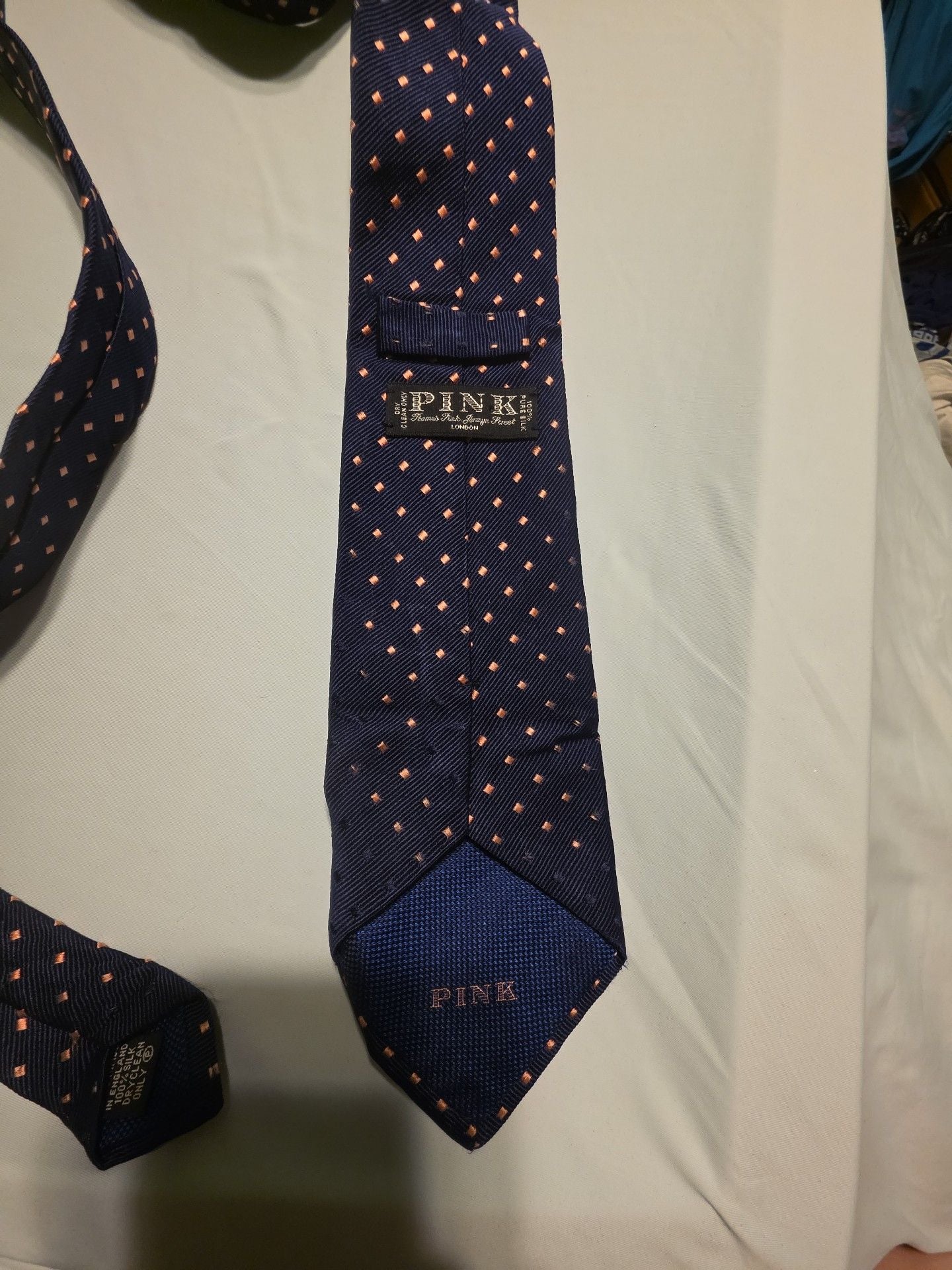 Thomas Pink Navy Silk Diamond Geometric Necktie Handmade In England 3