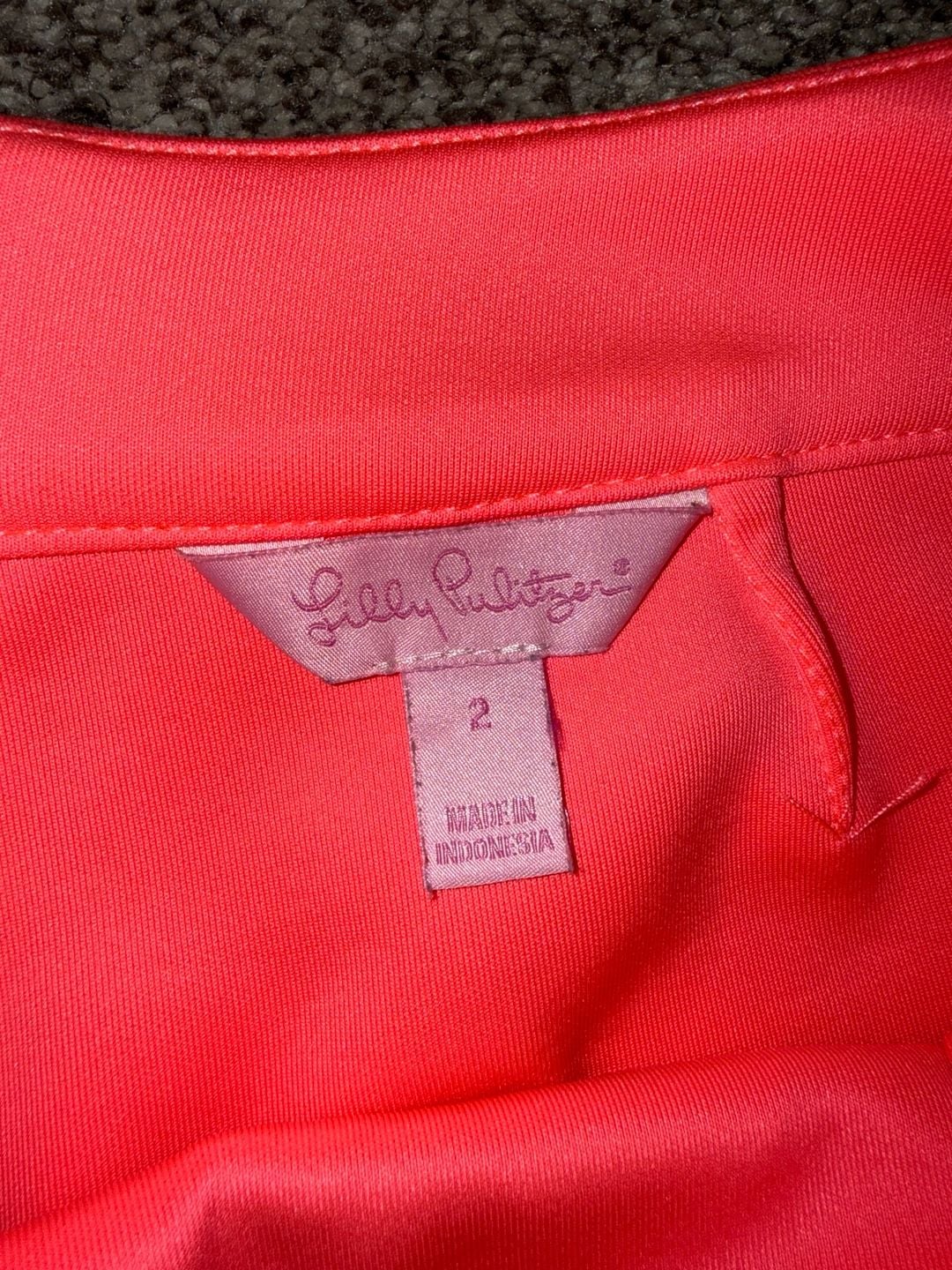 Lilly Pulitzer Lorna Laser Cut Short Size 2 Pink Geometric 3