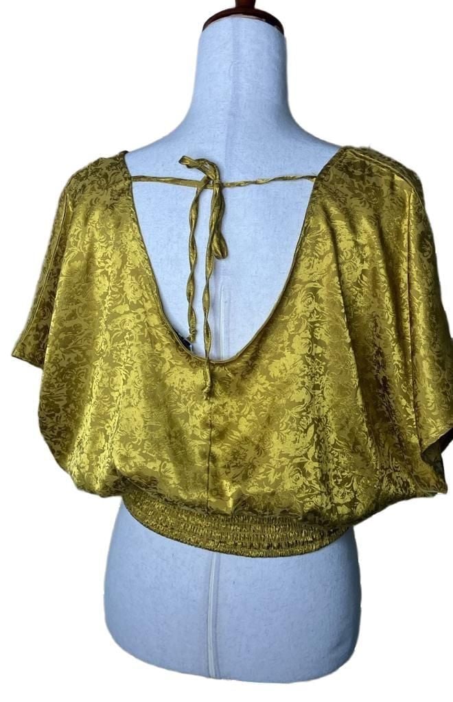 Wild Moss Crop Top Size XL Gold Floral Jacquard Short Sleeve V-Neck 4