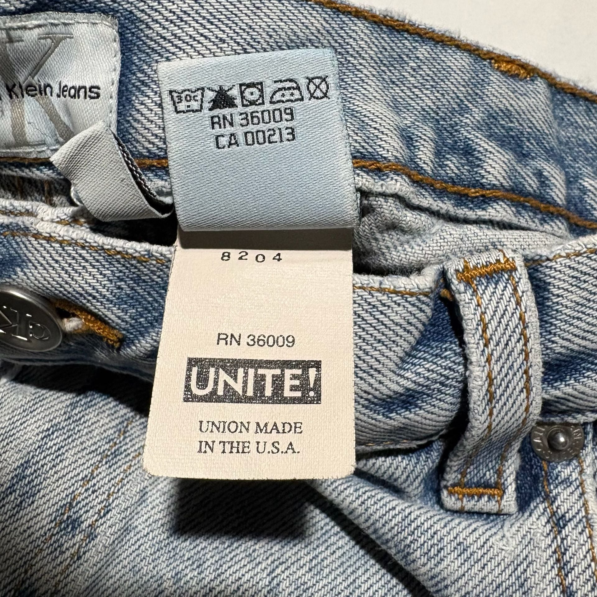 VTG 90s Calvin Klein Jeans Easy Fit Double Stonewash Made in USA Union Tag 33/31 8