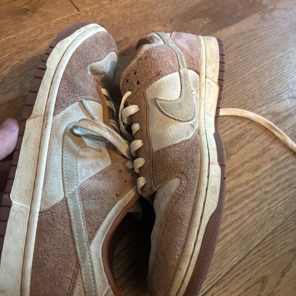 Nike Dunk Low Medium Curry Retro Sneakers