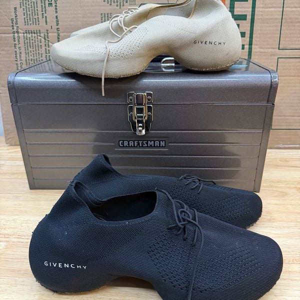 Givenchy TK-360 Lace-Up Sneakers Black Knit and beige lot of 2 
