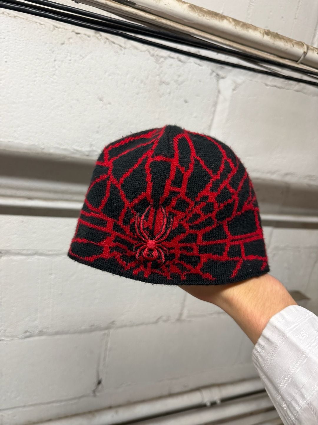 Spyder Web Beanie Black Red Spider Print 2