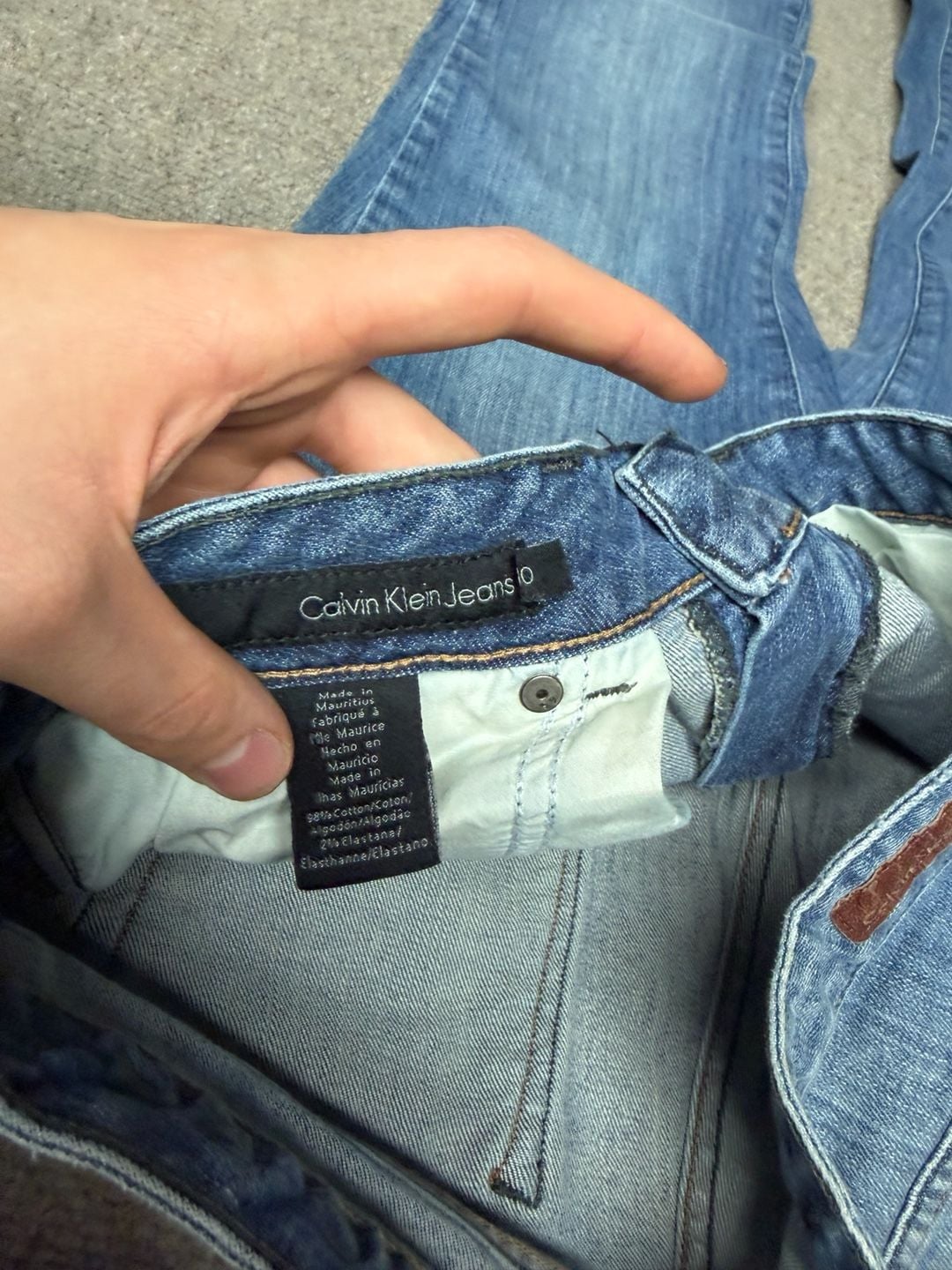 Product thumbnail 4