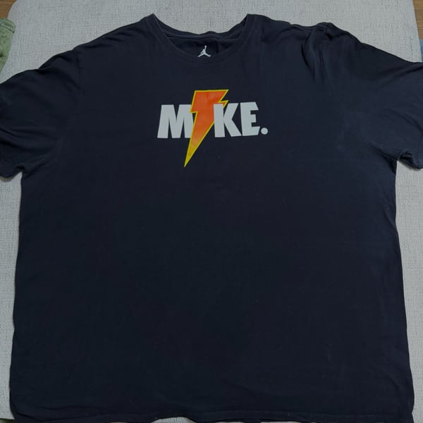 3XL Jordan Like Mike T-Shirt Size Black Gatorade Bolt