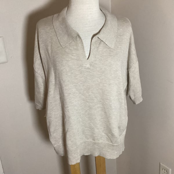 Stile Collection Polo Sweater Size Small Oatmeal Short Sleeve Knit Top