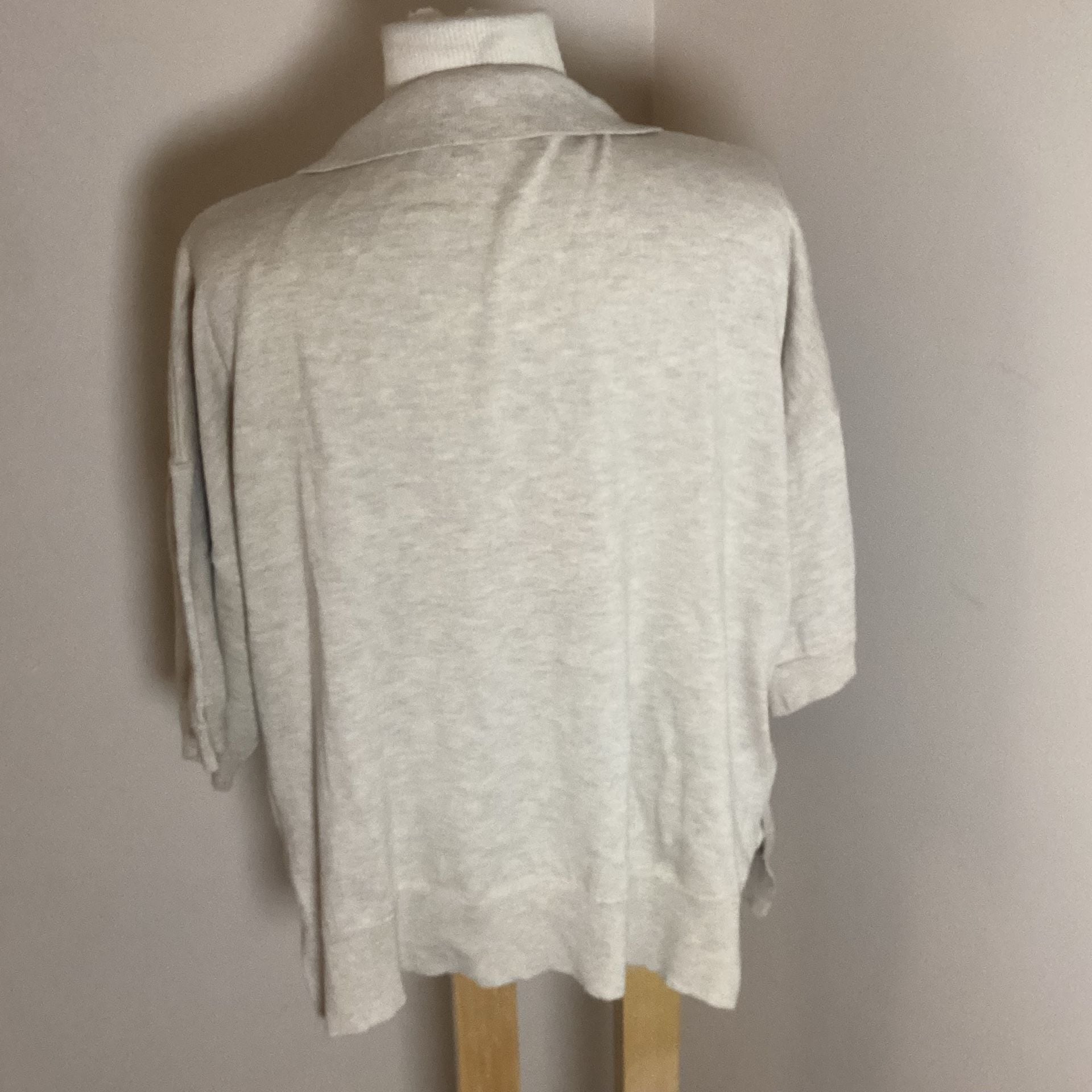 Stile Collection Polo Sweater Size Small Oatmeal Short Sleeve Knit Top 4
