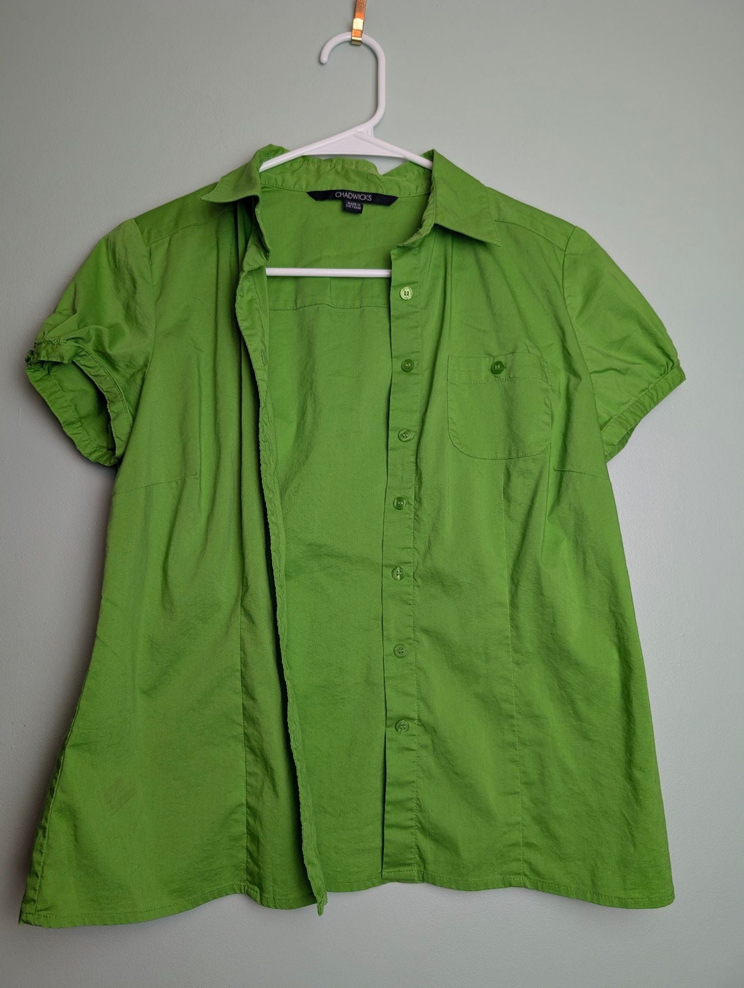 Corporatechic Classicstyle Chadwicks Button Down Shirt Size 4 2