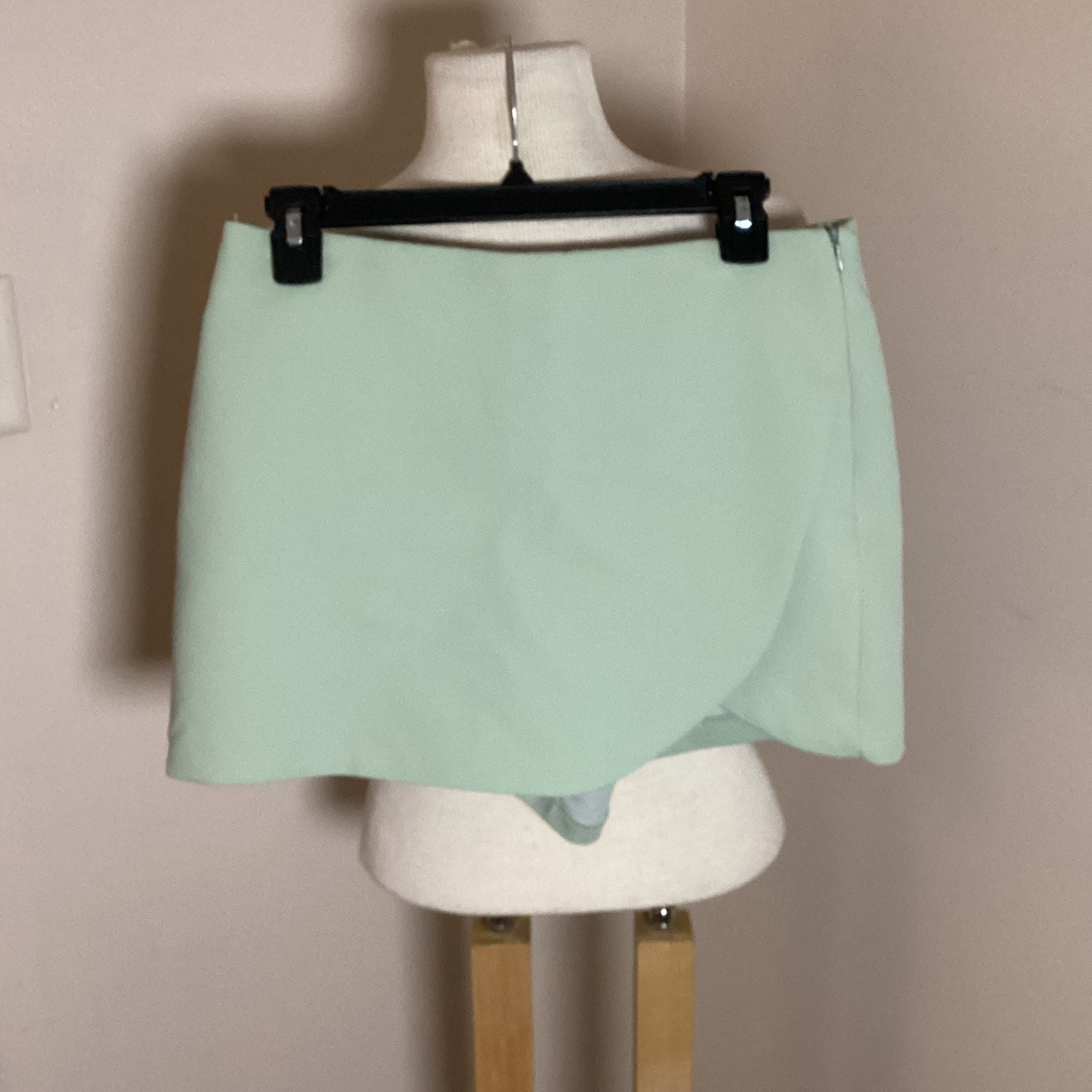 Zara Skort Size M Sage Green Wrap Skirt Shorts Tailored 2