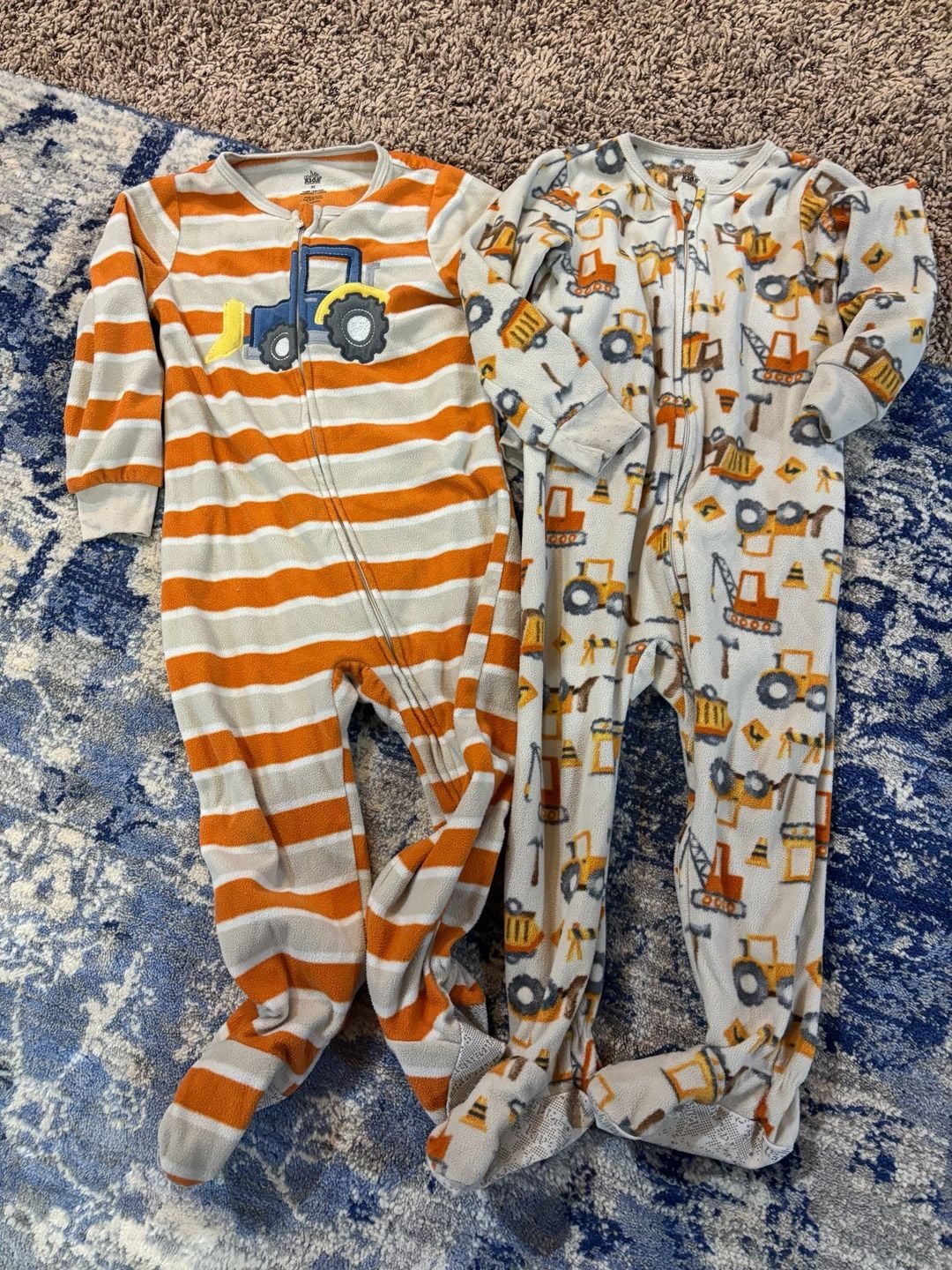 Kids Headquarters Fleece Footed Pajamas 2-Pack Size 3T Construction ๐ 1