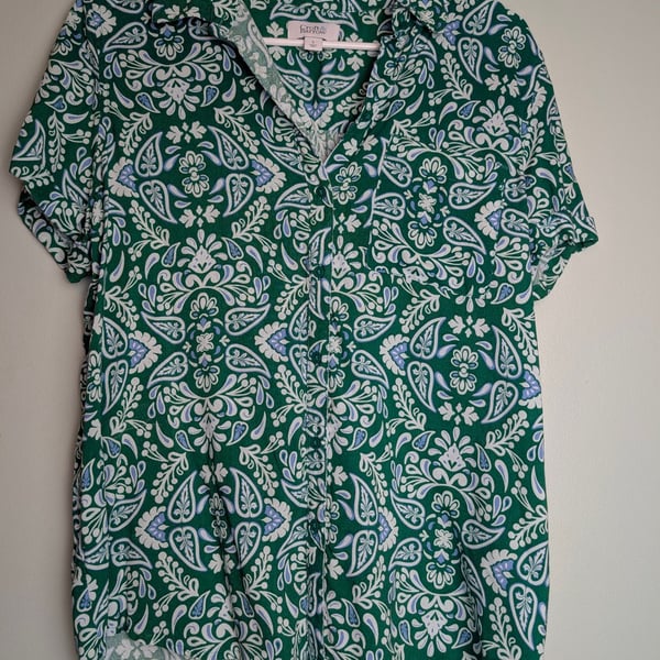 Preppy Officewear Croft & Barrow Button-Up Shirt Size S Rayon