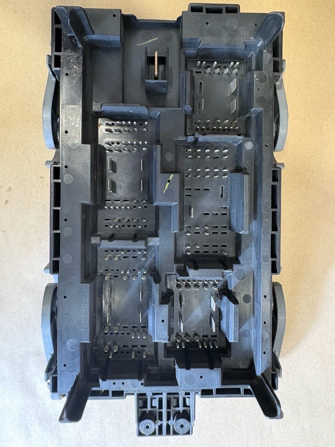2007–2009 GM Underhood Fuse Box Junction Block 25815389 Silverado Tahoe Yukon 7