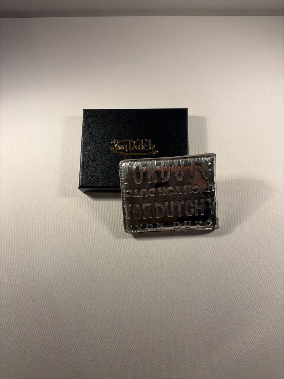 Von Dutch Mirror Logo Bi-Fold Wallet Silver Reflective 2