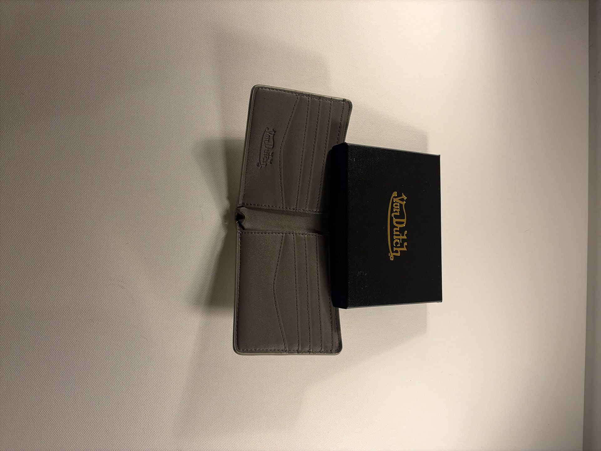 Von Dutch Mirror Logo Bi-Fold Wallet Silver Reflective 4