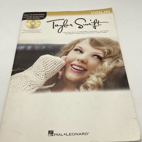 Hal Leonard Taylor Swift Violin Instrumental Play-Along Book With CD