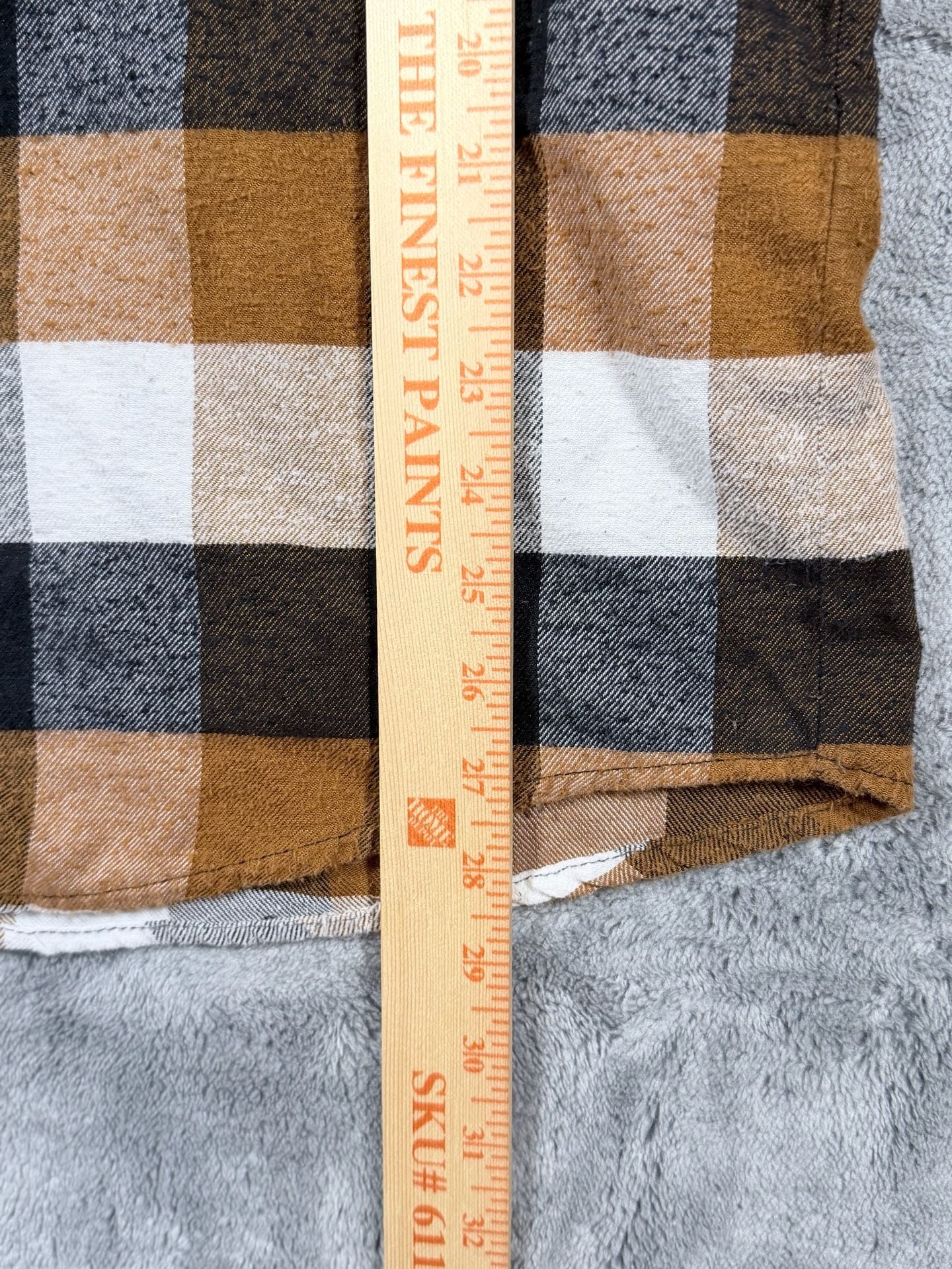 Aaliyah Flannel Shirt Size M Brown Black Plaid Graphic Back 9