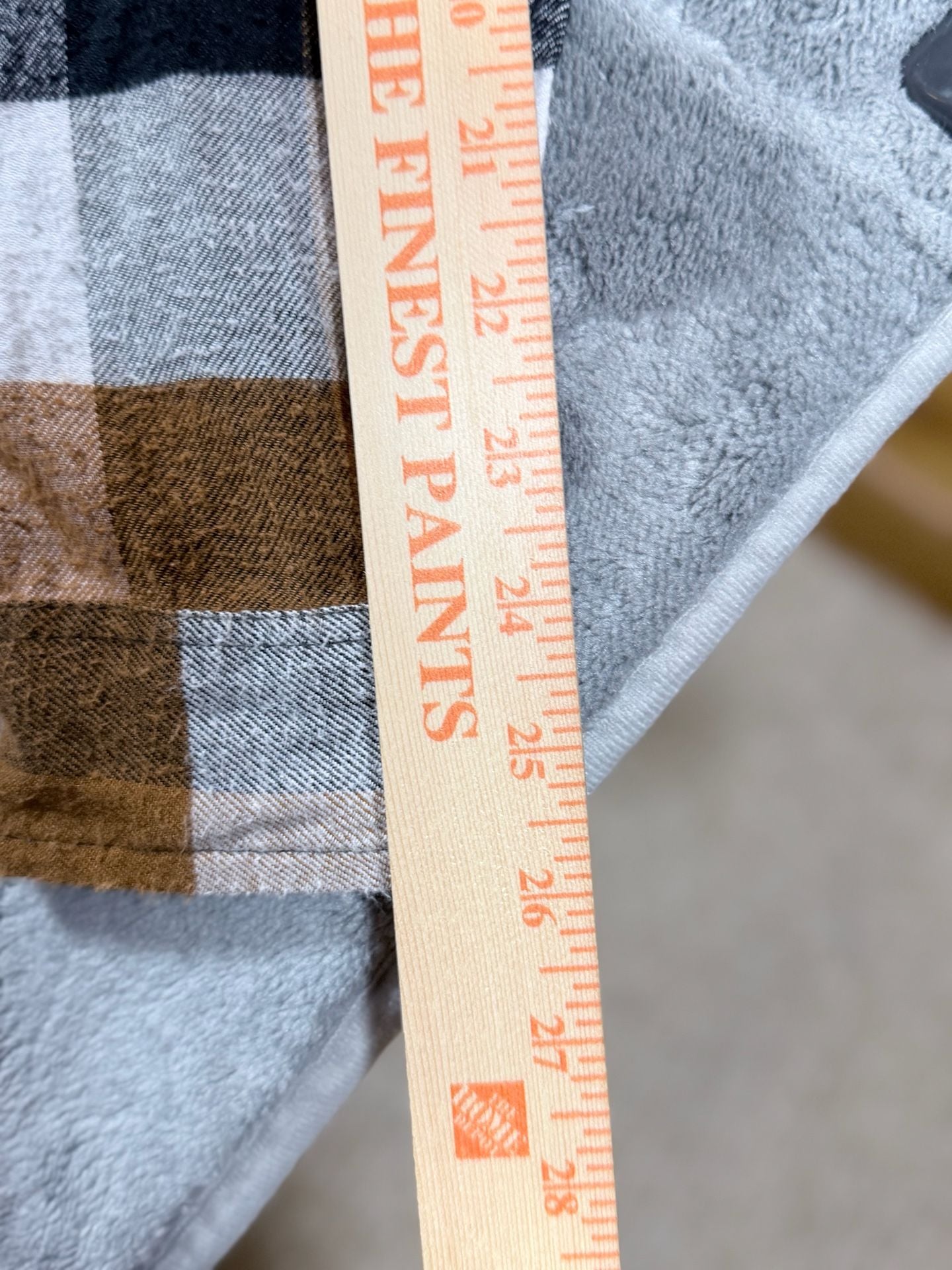 Aaliyah Flannel Shirt Size M Brown Black Plaid Graphic Back 15
