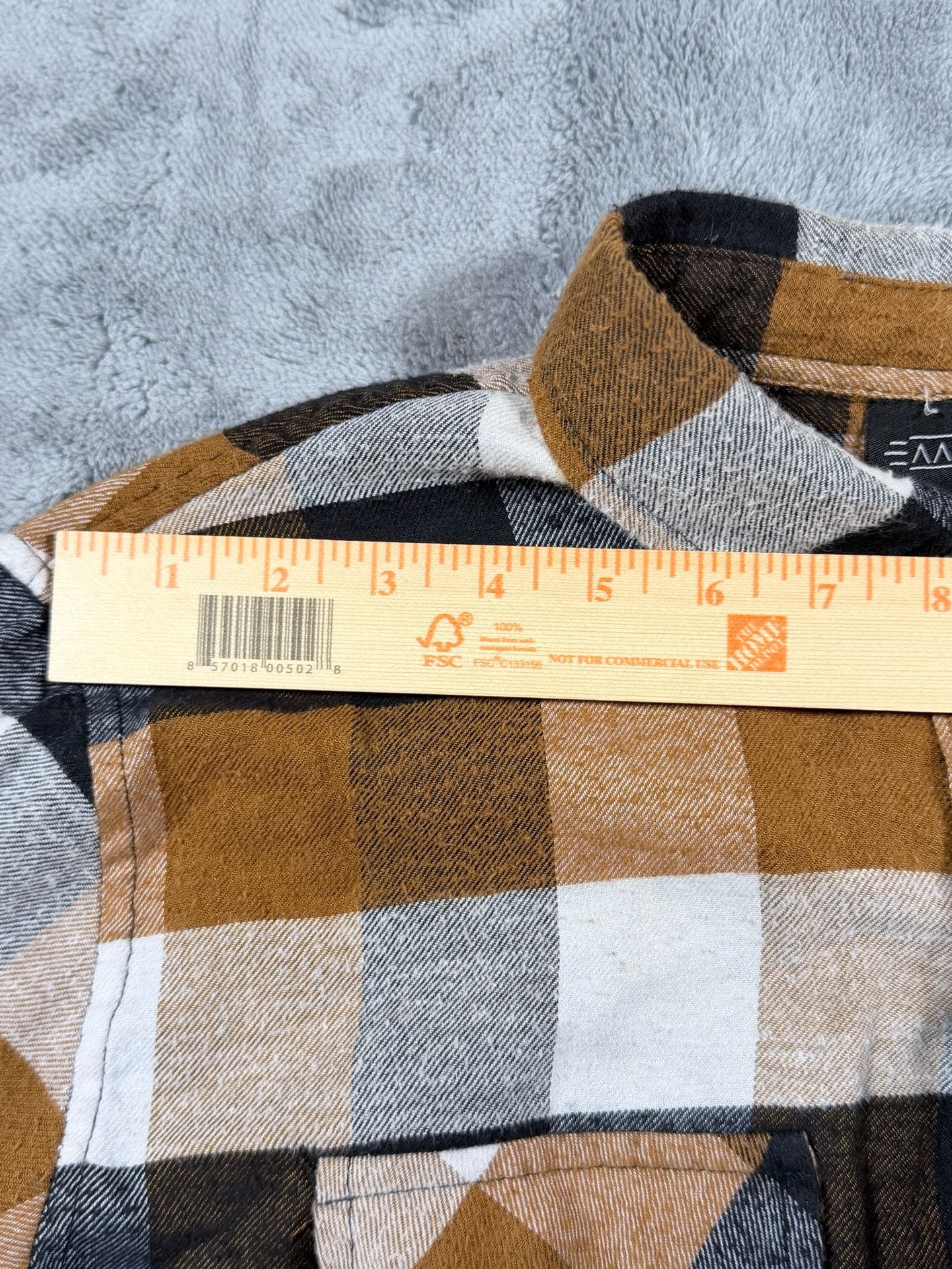 Aaliyah Flannel Shirt Size M Brown Black Plaid Graphic Back 17
