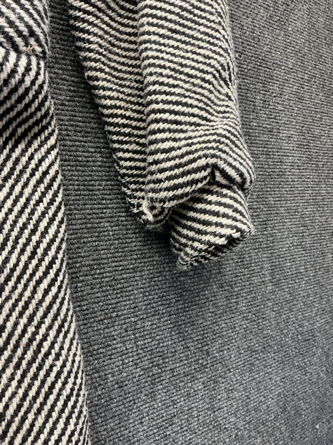 Vintage Wool Blend Herringbone Coat Size 9-10 Black White Double Breasted 5