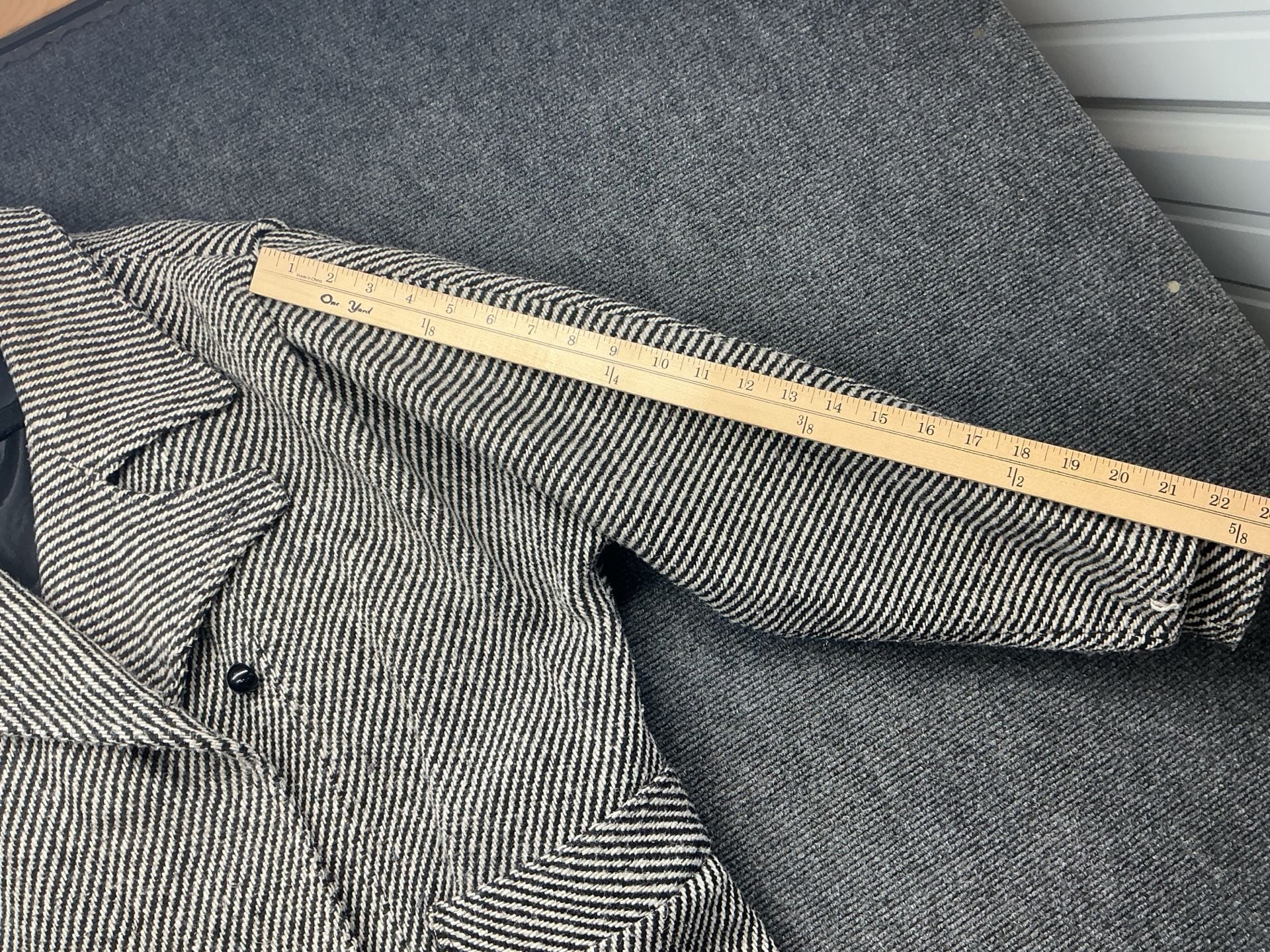 Vintage Wool Blend Herringbone Coat Size 9-10 Black White Double Breasted 11