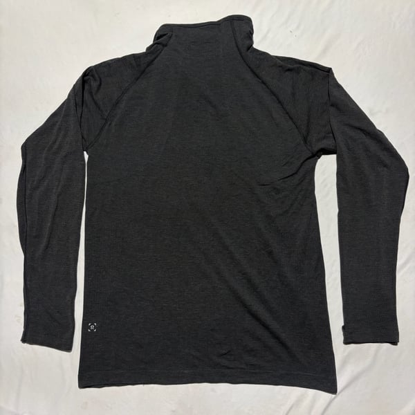 Lululemon Men's Live In Practice Seamless Half Zip Pullover Gray Small / Medium