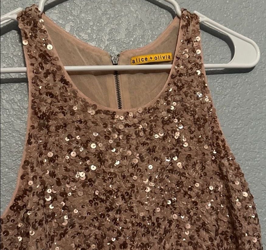 Alice + Olivia Kendra Sequin Dress Size Small Rose Gold 7