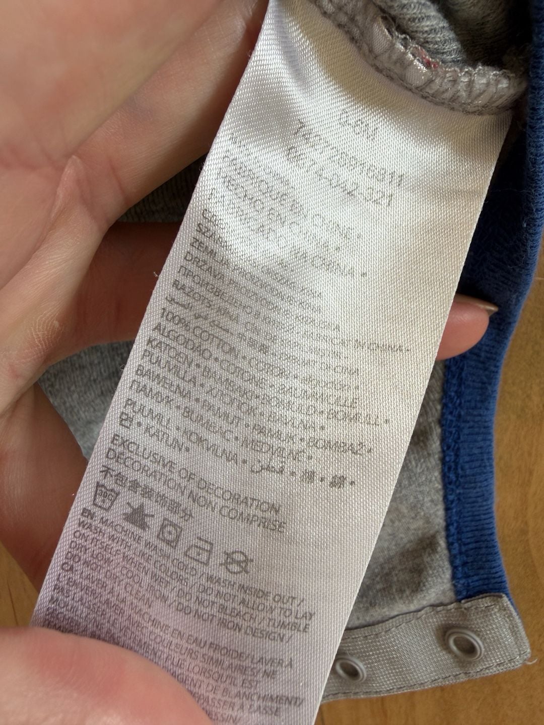 Nike Block Logo Bodysuit Size 0-6M Gray Graphic Bodysuit/One piece 7