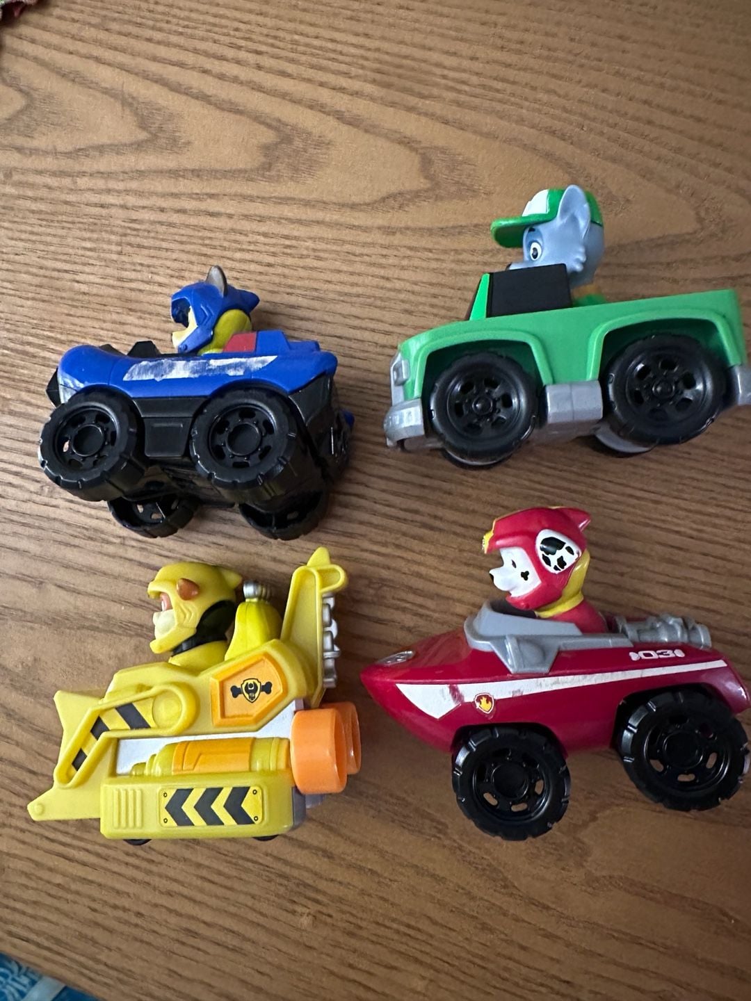 Paw Patrol Rescue Racers Action Figures Set Lot of 4 Toy Cars 4