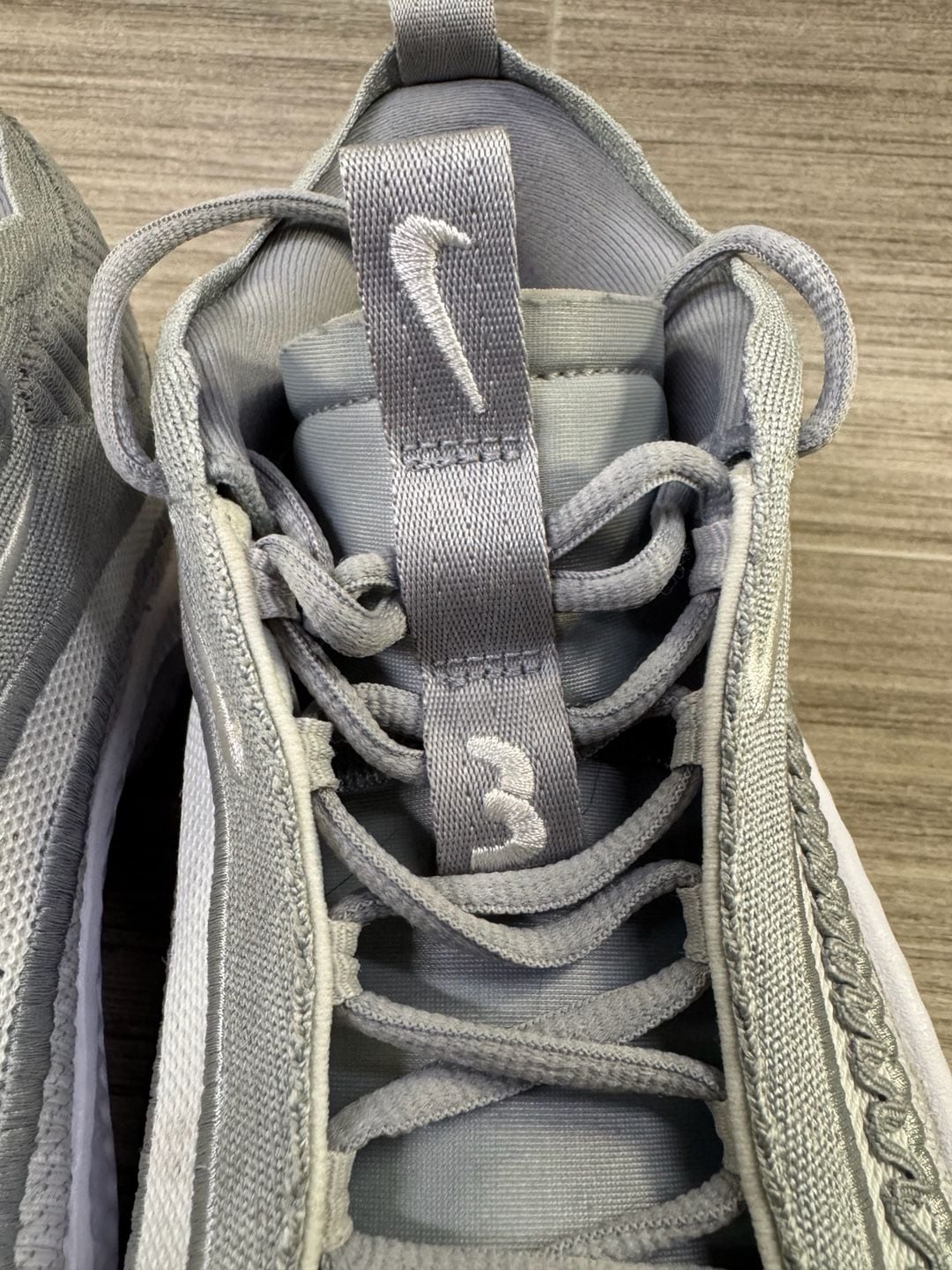 Nike Cosmic Unity 3 Wolf Grey Basketball Shoes 3