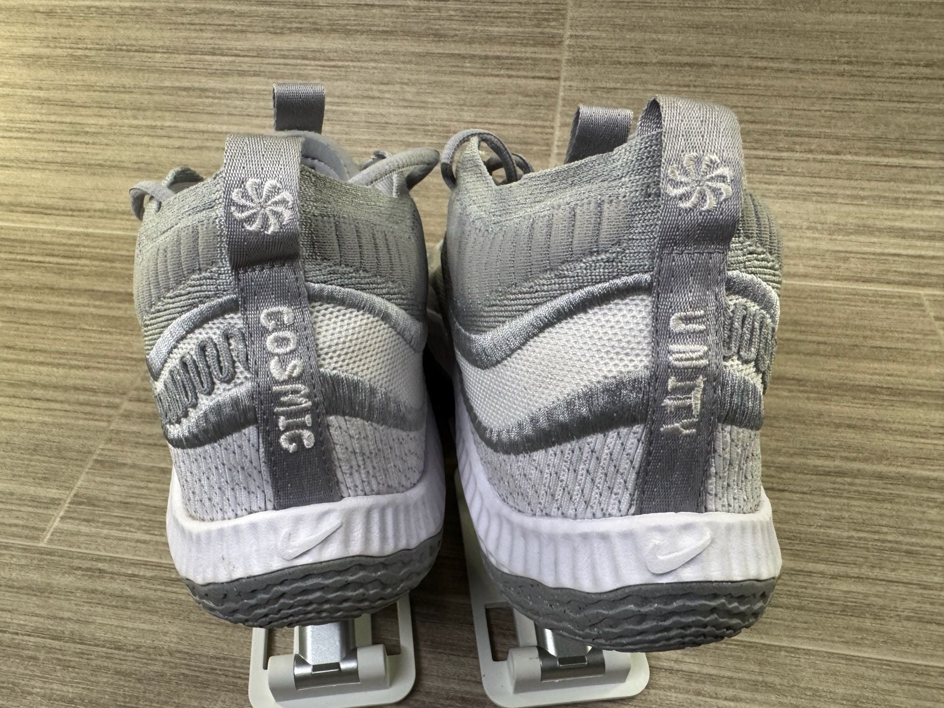 Nike Cosmic Unity 3 Wolf Grey Basketball Shoes 6