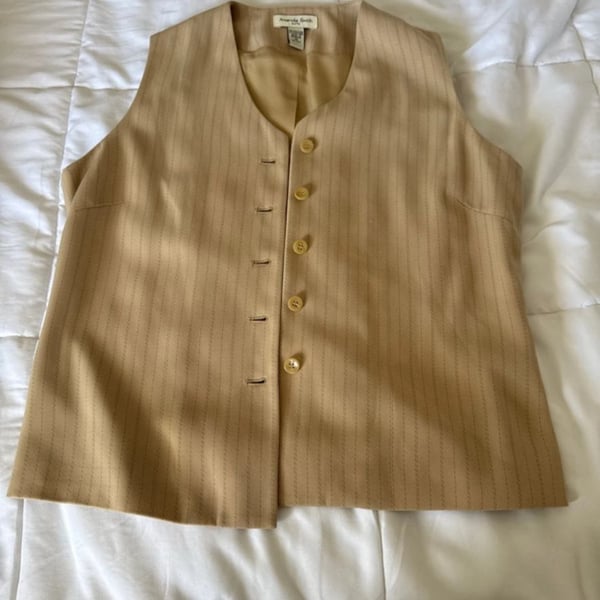 Amanda Smith  Pinstripe Vest Size 12Beige