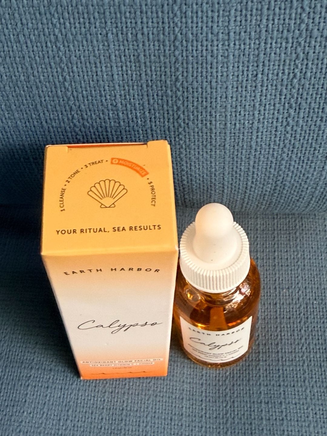 Earth Harbor Calypso Antioxidant Glow Facial Oil 1 fl oz 2