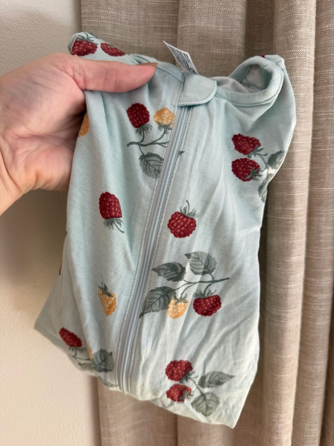 Modern Moments by Gerber Raspberry Sleep N Play Footed Pajama Size 12M 10