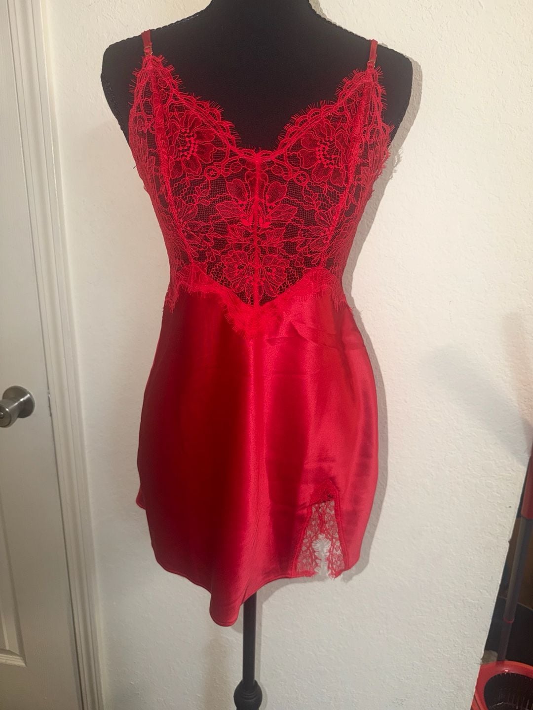 Victoria'S Secret Size S/P Red Satin Lace Babydoll 3