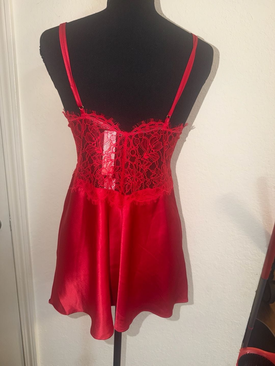 Victoria'S Secret Size S/P Red Satin Lace Babydoll 4