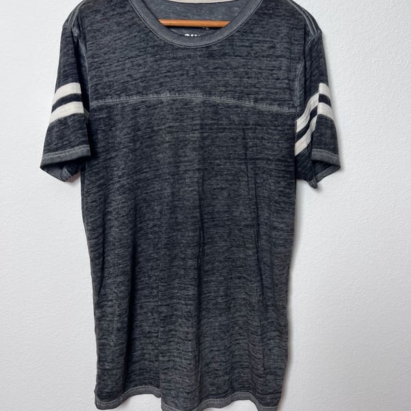 Mossimo Supply Co Women’s Large Gray Burnout Varsity Stripe T-Shirt Athletic Fit