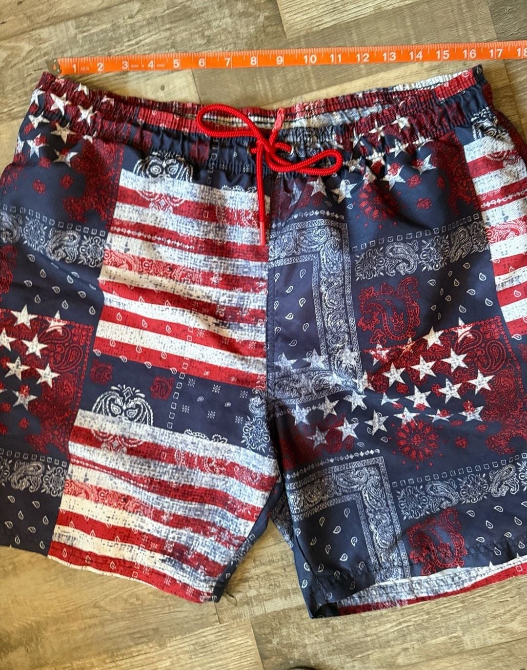 U.S Polo Assn Stars Stripes Bandana Swim Trunks size L 4