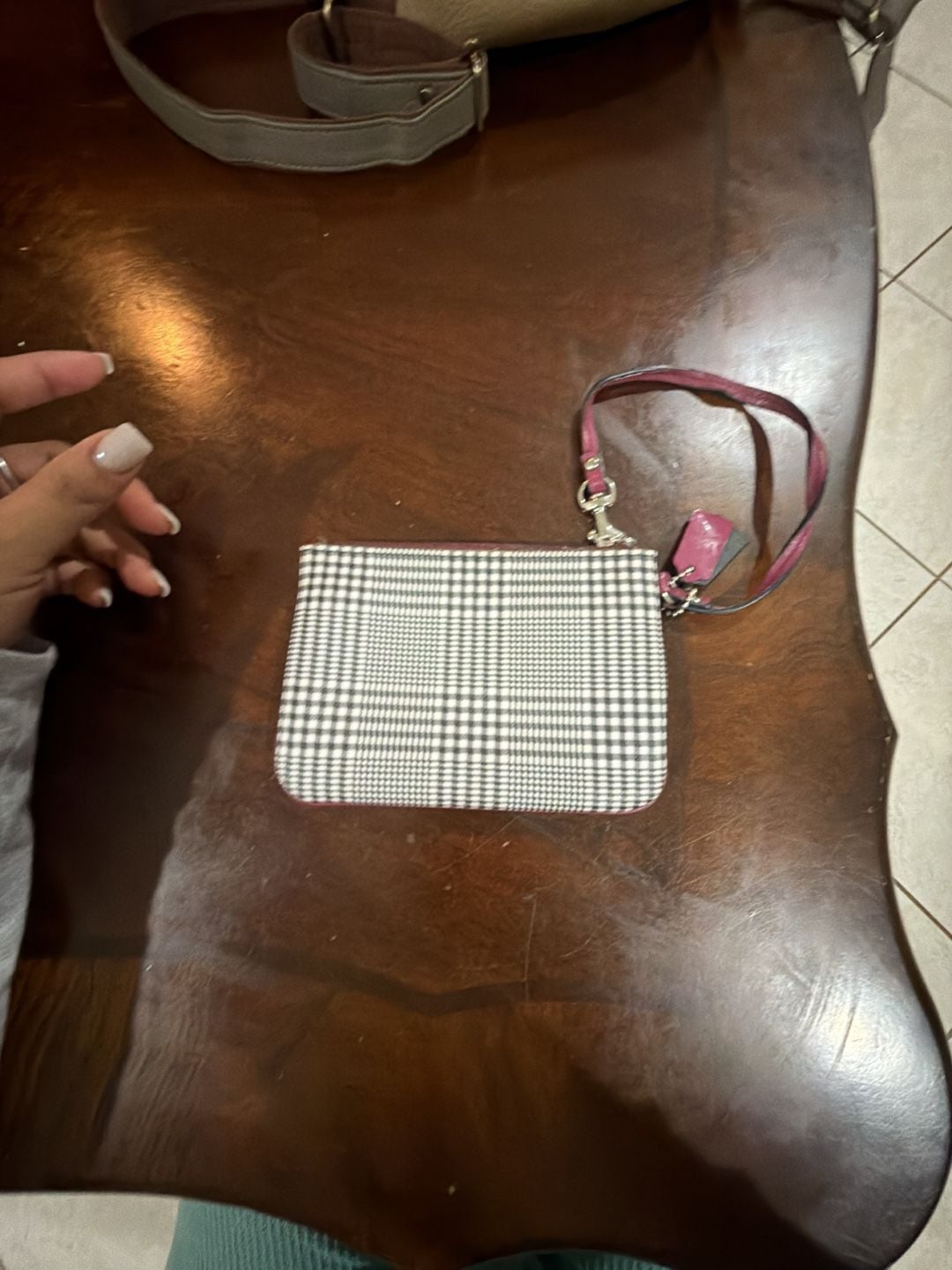 Coach Peyton Glen Plaid Small Wristlet F52142 Silver Cranberry 3