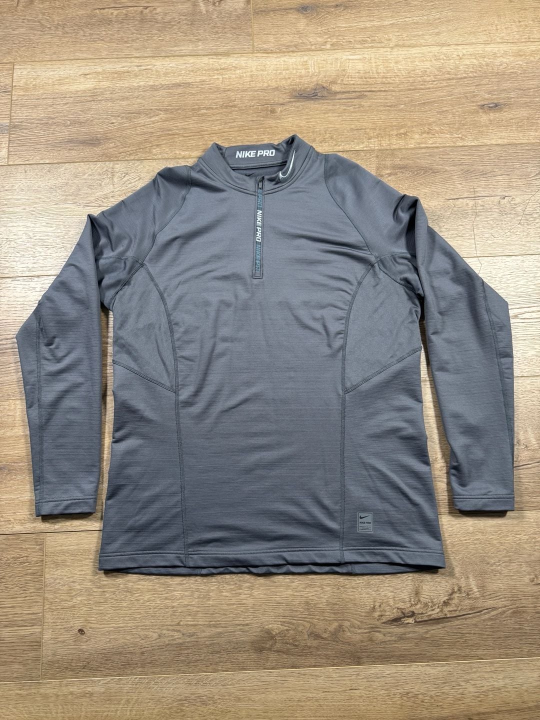 Nike Pro Hyperwarm Men’s XL Gray Fitted 1/4 Zip Thermal Training Top 3